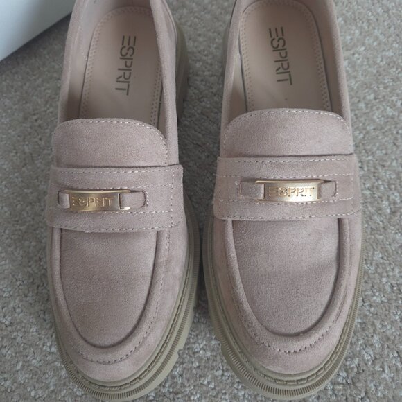 ESPRIT pink suede shoes - Picture 2 of 2